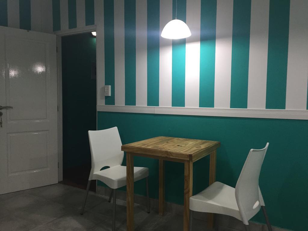 Defensa 821 Bed And Breakfast Buenos Aires Ngoại thất bức ảnh
