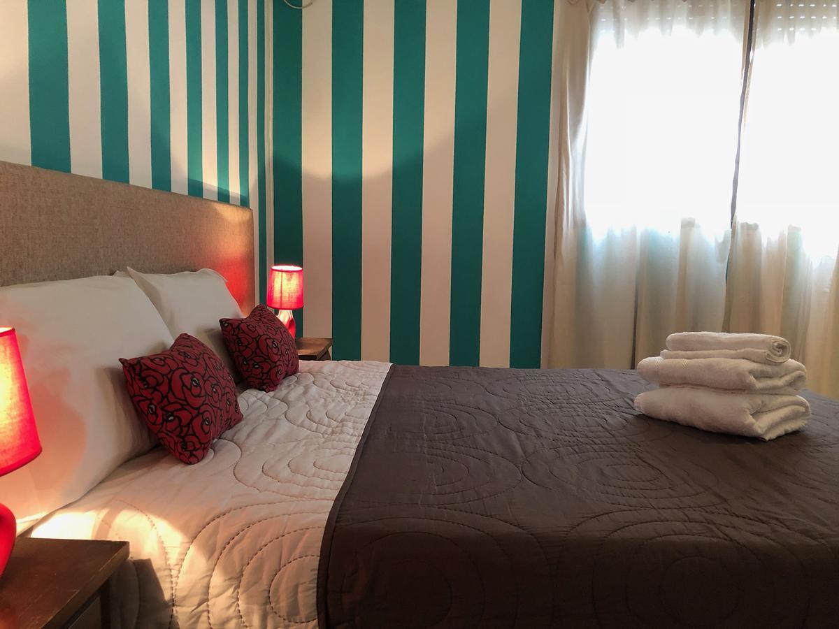 Defensa 821 Bed And Breakfast Buenos Aires Ngoại thất bức ảnh