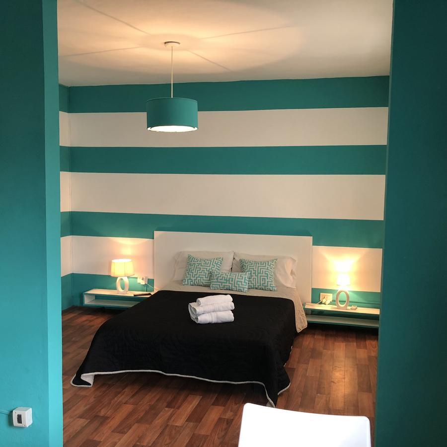 Defensa 821 Bed And Breakfast Buenos Aires Ngoại thất bức ảnh