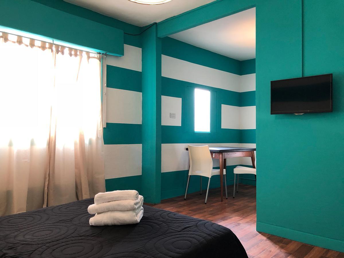 Defensa 821 Bed And Breakfast Buenos Aires Ngoại thất bức ảnh