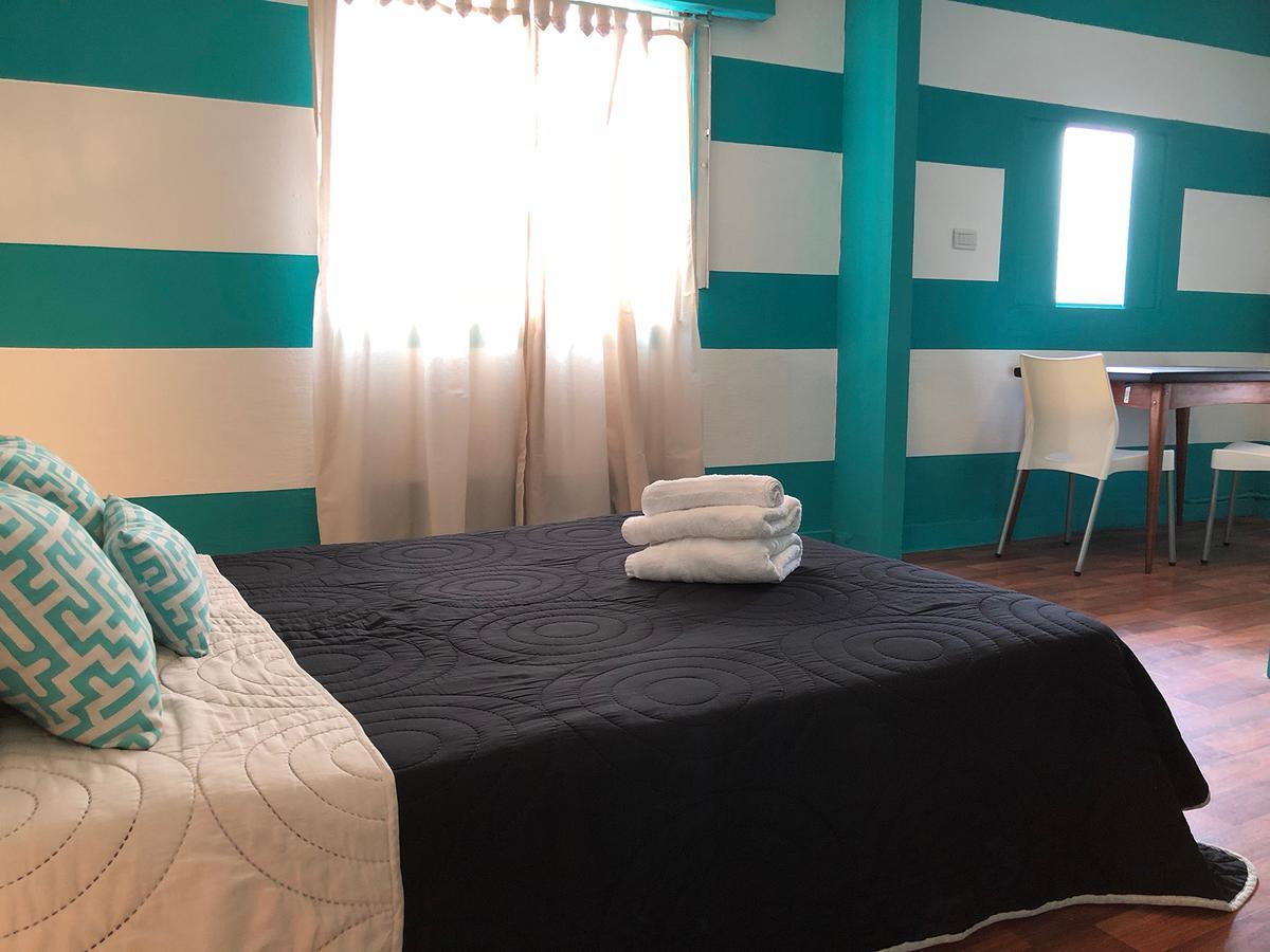 Defensa 821 Bed And Breakfast Buenos Aires Ngoại thất bức ảnh